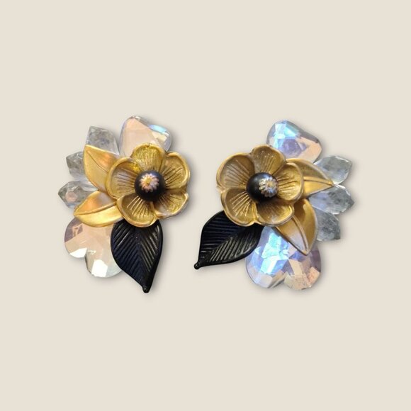 Vintage Gold & Clear Crystal Floral Clip-On Earrings Black Leaf Design Lightweig - Picture 1 of 6